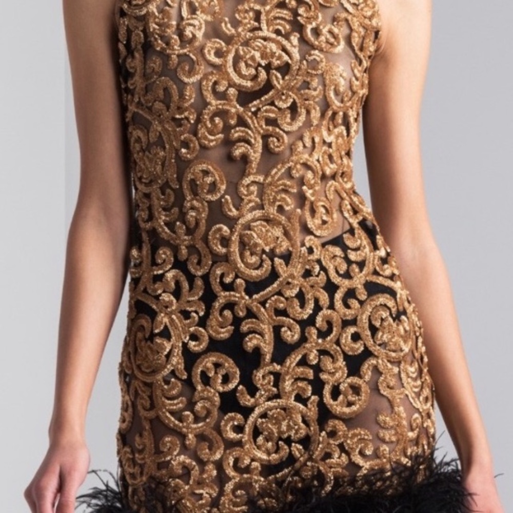 Hot!💋Party Bodycon Blk/Gold lame' Shorts attached